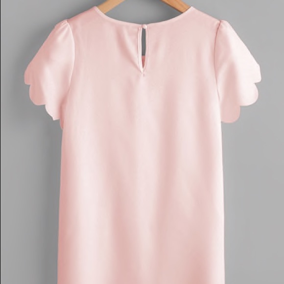 FIORELLA Blush Petal Sleeve Blouse - Picture 6 of 6